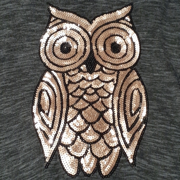 Shirt - Picture 2 of 4